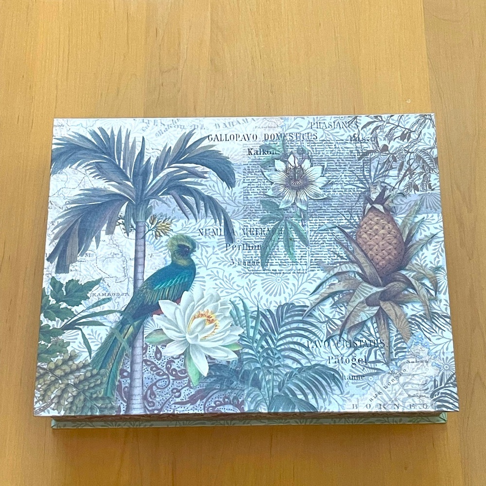 PUNCH STUDIO - Beautiful Tropical Themed Decorative Box